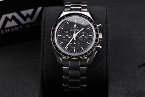 omega speedmaster sapphire sandwich review.